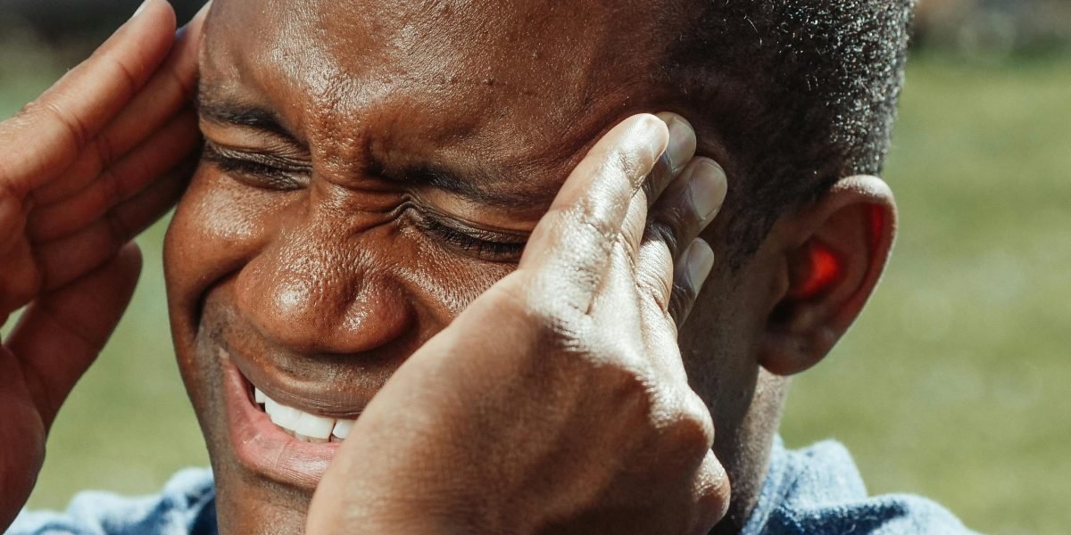 Racing thoughts and difficulty concentrating are common cognitive symptoms of anxiety.