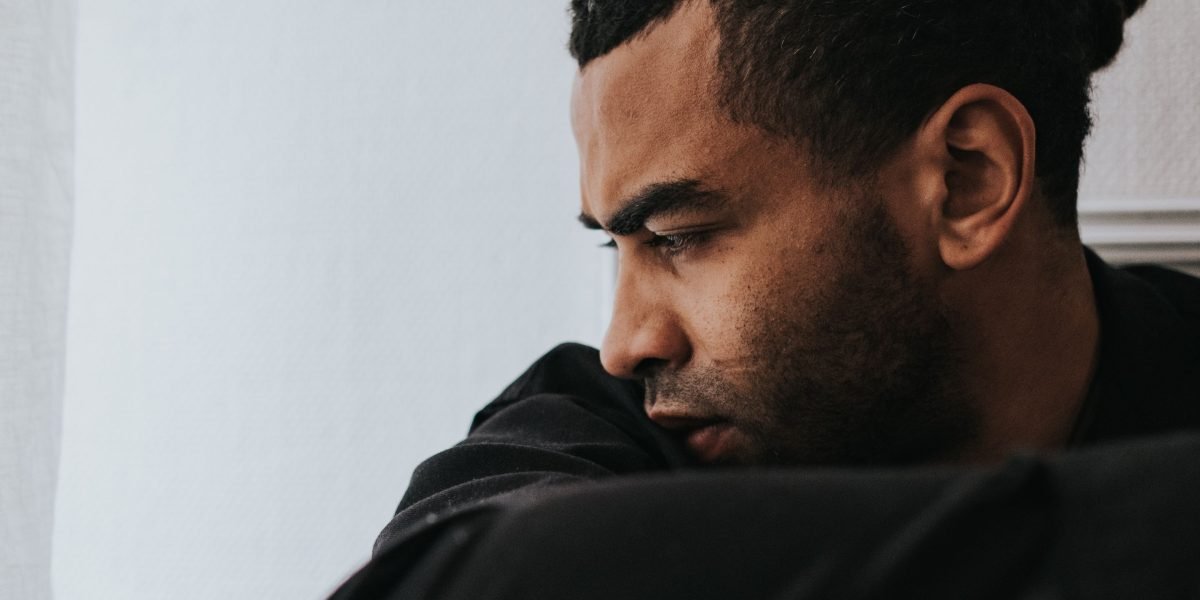 Taking time for self-reflection can ease anxiety before therapy.